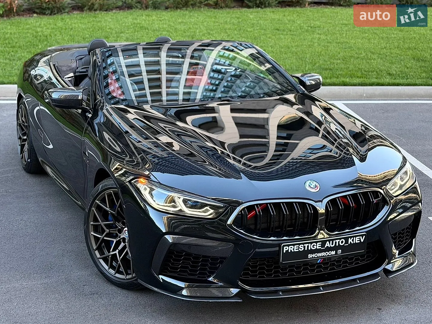 2022 BMW M8 - мініатюра 2