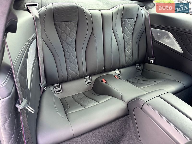 Купе BMW M8 2023 в Киеве