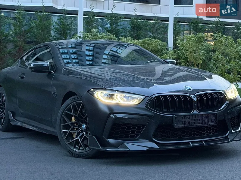BMW M8
