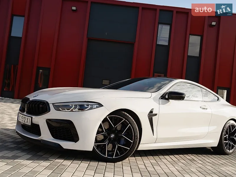 BMW M8 2021