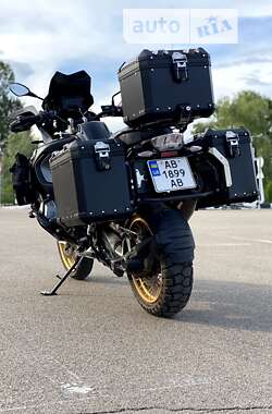 Мотоцикл Многоцелевой (All-round) BMW R 1250GS 2021 в Вишневом