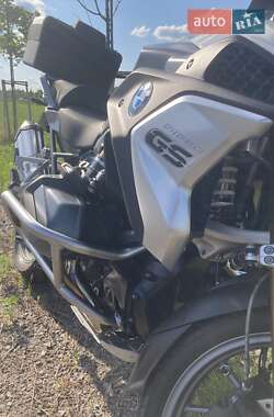 Мотоцикл Многоцелевой (All-round) BMW R 1250GS 2022 в 