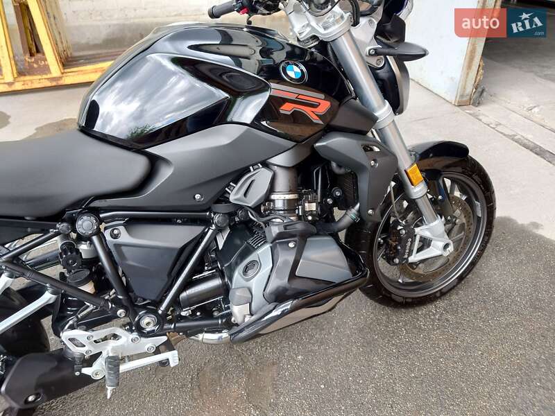 Мотоцикл Без обтекателей (Naked bike) BMW R 1250R 2022 в Днепре