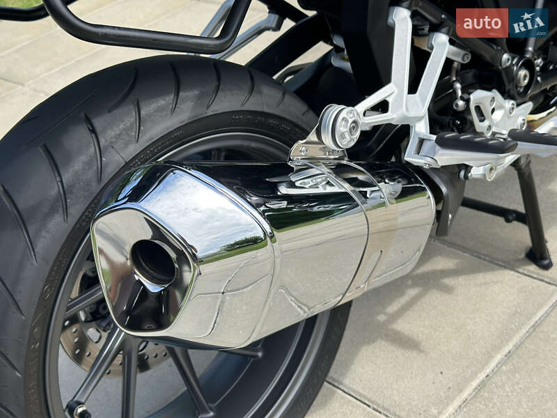 Мотоцикл Без обтекателей (Naked bike) BMW R 1250R 2020 в Киеве