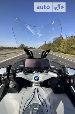 Мотоцикл Туризм BMW R 1250RT 2022 в 