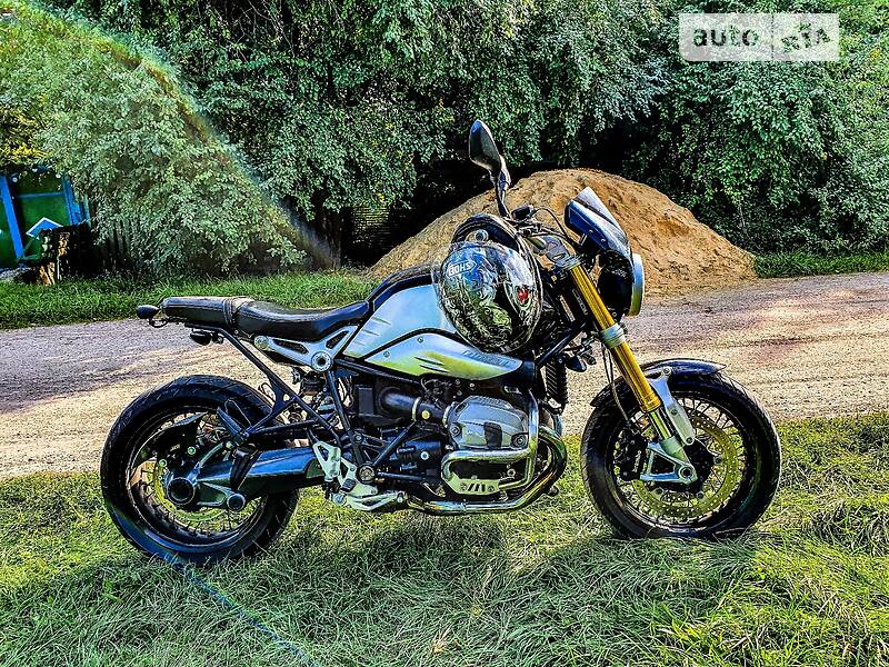 BMW R Nine T 1200 silver