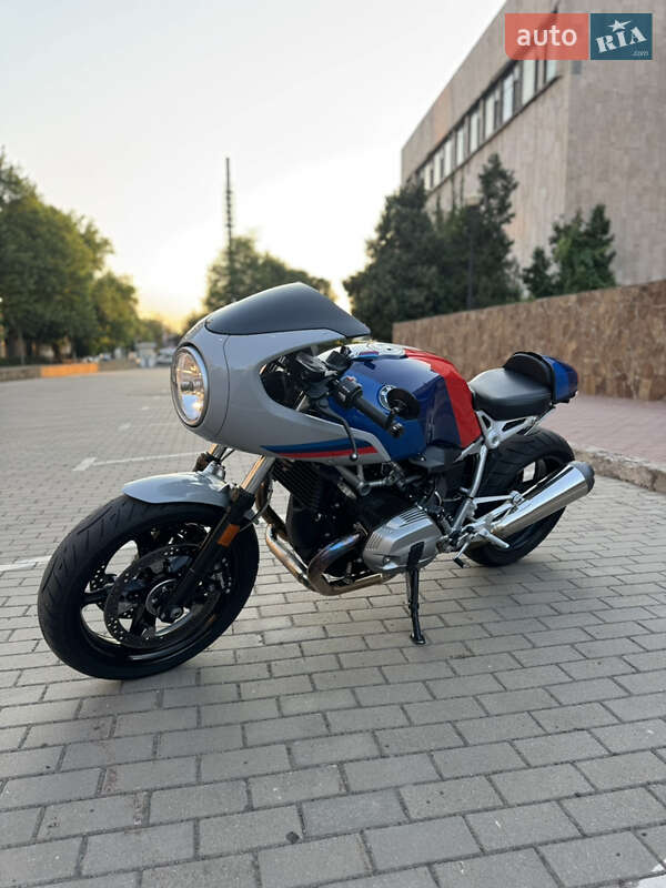 BMW R nineT Racer 2019