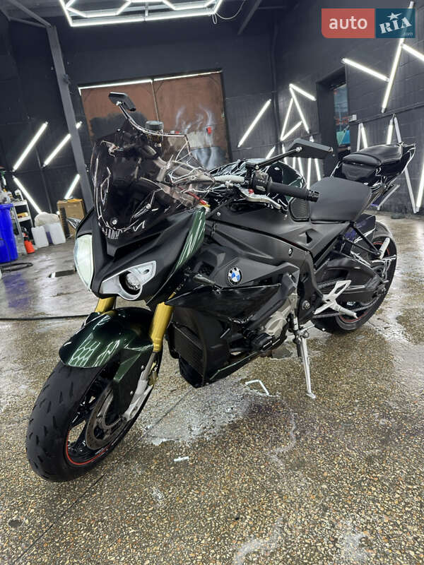 Спортбайк BMW S 1000R 2018 в Києві фото 14 Спортбайк BMW S 1000R 2018 в Києві