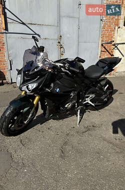 Спортбайк BMW S 1000R 2018 в 