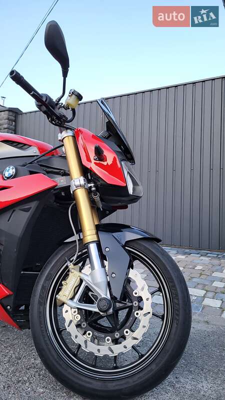 Мотоцикл Без обтекателей (Naked bike) BMW S 1000R 2015 в Киеве фото 8 Мотоцикл Без обтекателей (Naked bike) BMW S 1000R 2015 в Киеве