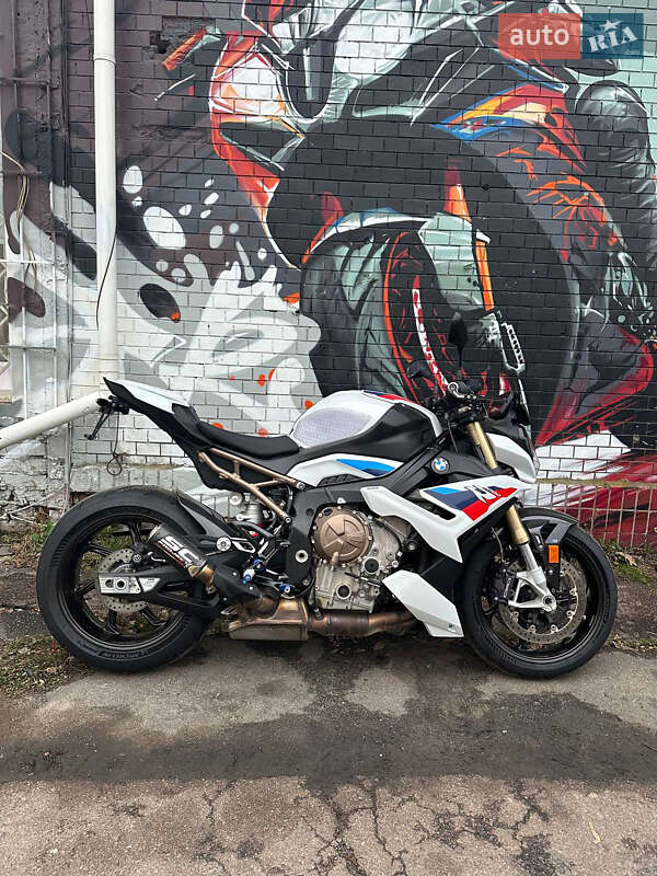 Мотоцикл Без обтекателей (Naked bike) BMW S 1000R 2021 в Киеве