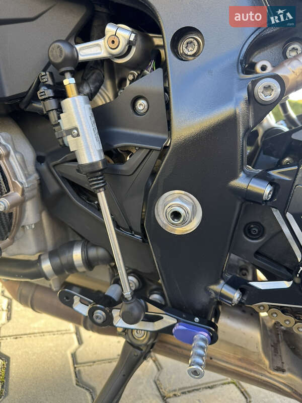 Мотоцикл Без обтекателей (Naked bike) BMW S 1000R 2023 в Киеве