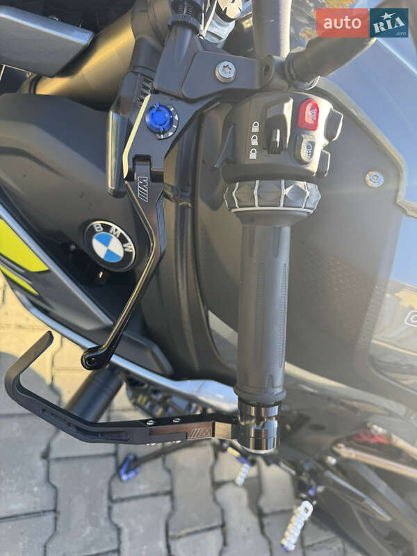 Мотоцикл Без обтекателей (Naked bike) BMW S 1000R 2023 в Киеве