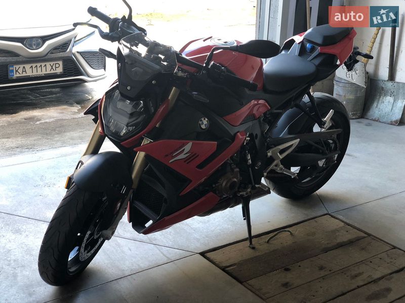 Спортбайк BMW S 1000R 2021 в Буче