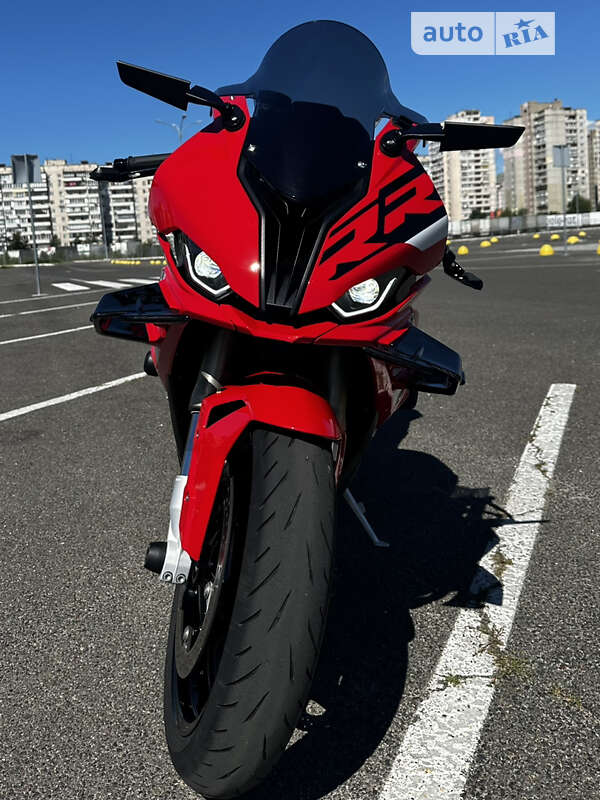 Спортбайк BMW S 1000RR 2023 в Киеве фото 4 Спортбайк BMW S 1000RR 2023 в Киеве