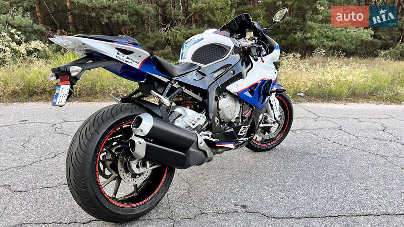 Спортбайк BMW S 1000RR 2010 в Кременчуге фото 3 Спортбайк BMW S 1000RR 2010 в Кременчуге
