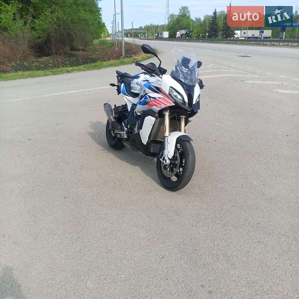 Спортбайк BMW S 1000XR 2022 в 