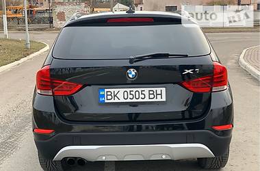 Внедорожник / Кроссовер BMW X1 2013 в Ровно