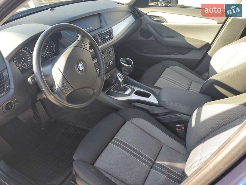 Хетчбек BMW X1 2012 в Чернівцях