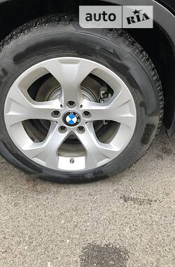 Позашляховик / Кросовер BMW X1 2012 в 