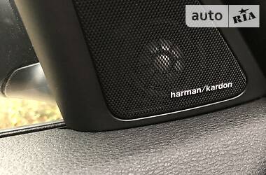 Позашляховик / Кросовер BMW X1 2012 в 
