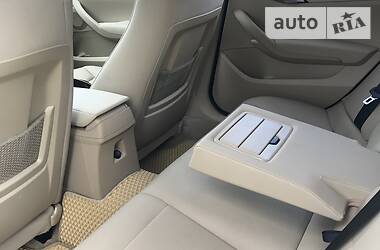 Позашляховик / Кросовер BMW X1 2014 в 
