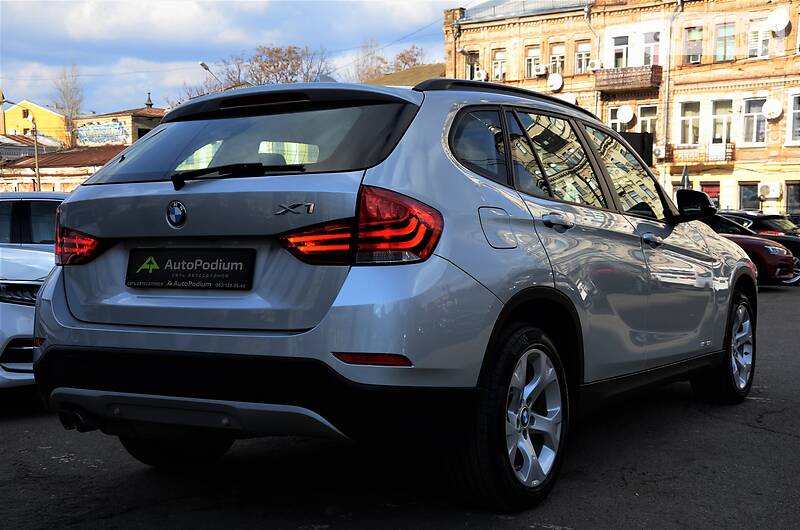Позашляховик / Кросовер BMW X1 2015 в Києві