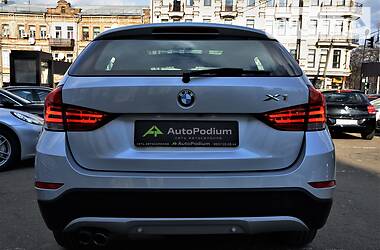 Позашляховик / Кросовер BMW X1 2015 в 