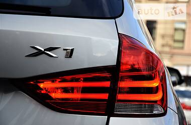 Позашляховик / Кросовер BMW X1 2015 в 