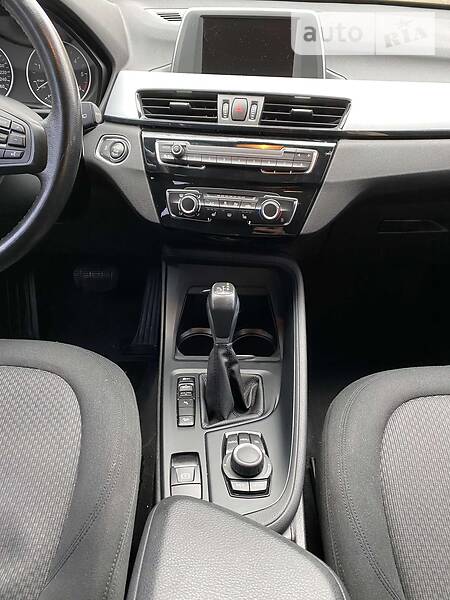 Позашляховик / Кросовер BMW X1 2016 в Києві