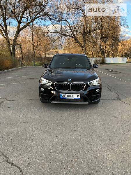 Внедорожник / Кроссовер BMW X1 2016 в Днепре