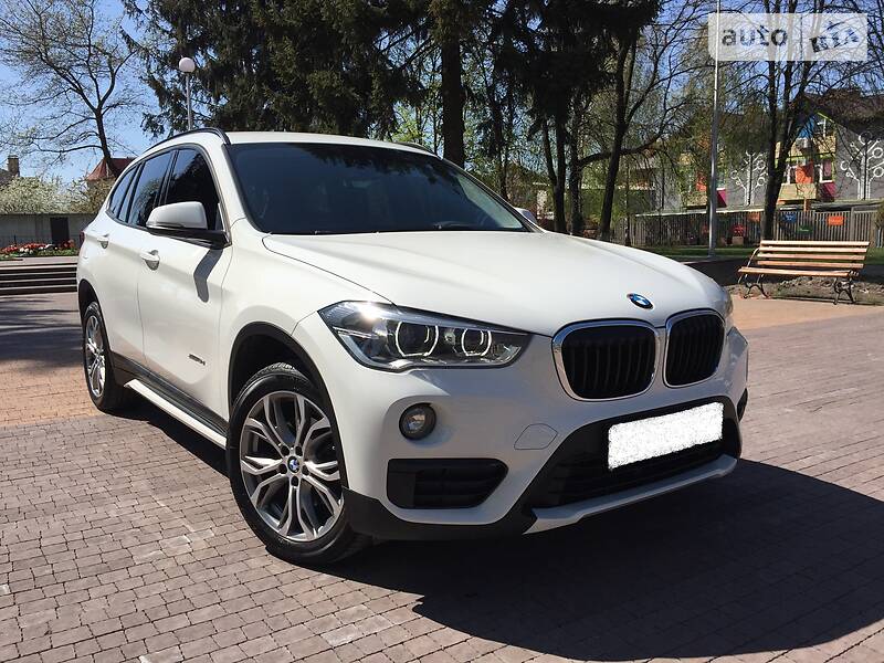 Позашляховик / Кросовер BMW X1 2017 в Києві