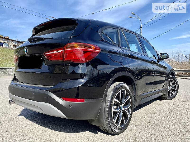 Позашляховик / Кросовер BMW X1 2018 в Києві фото 9 Позашляховик / Кросовер BMW X1 2018 в Києві