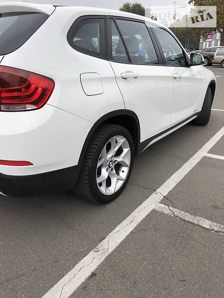 Позашляховик / Кросовер BMW X1 2013 в Одесі