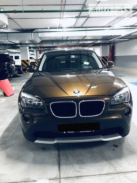 Позашляховик / Кросовер BMW X1 2011 в Києві