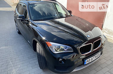 Позашляховик / Кросовер BMW X1 2012 в 
