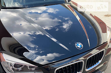 Позашляховик / Кросовер BMW X1 2012 в 