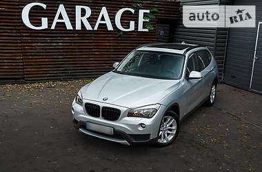 Внедорожник / Кроссовер BMW X1 2015 в 
