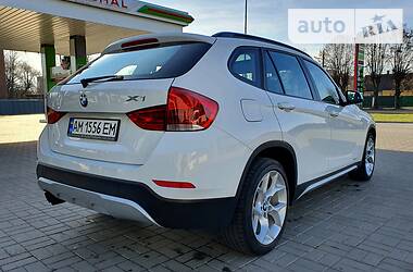 Внедорожник / Кроссовер BMW X1 2012 в Житомире