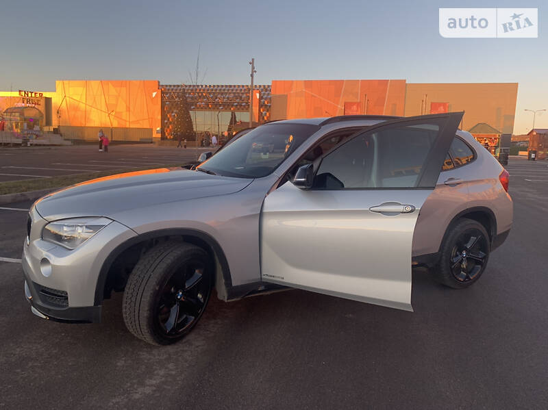 Внедорожник / Кроссовер BMW X1 2013 в Ровно