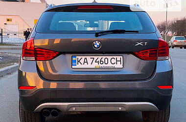Позашляховик / Кросовер BMW X1 2014 в Києві