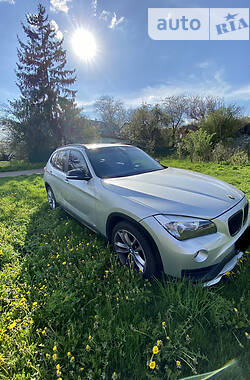 Внедорожник / Кроссовер BMW X1 2014 в Киеве