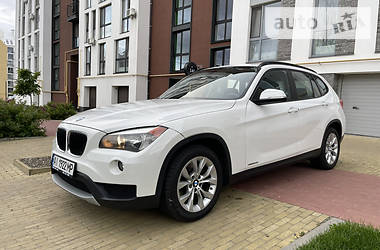 Внедорожник / Кроссовер BMW X1 2012 в Киеве