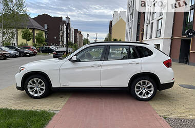 Внедорожник / Кроссовер BMW X1 2012 в Киеве