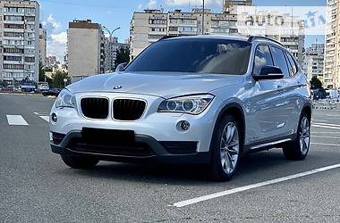 Позашляховик / Кросовер BMW X1 2014 в Києві