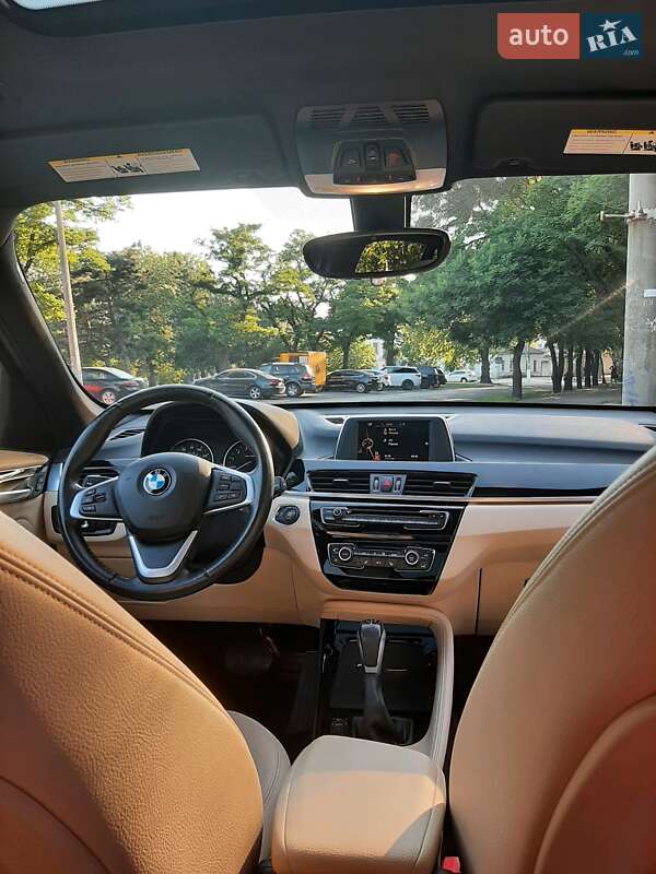 Внедорожник / Кроссовер BMW X1 2016 в Николаеве фото 3 Внедорожник / Кроссовер BMW X1 2016 в Николаеве