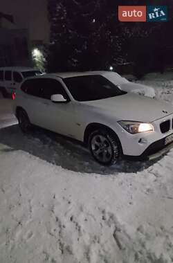 Внедорожник / Кроссовер BMW X1 2010 в Тернополе