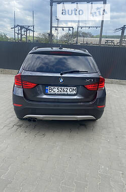 Внедорожник / Кроссовер BMW X1 2012 в Львове