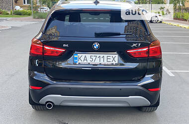 Внедорожник / Кроссовер BMW X1 2018 в Киеве