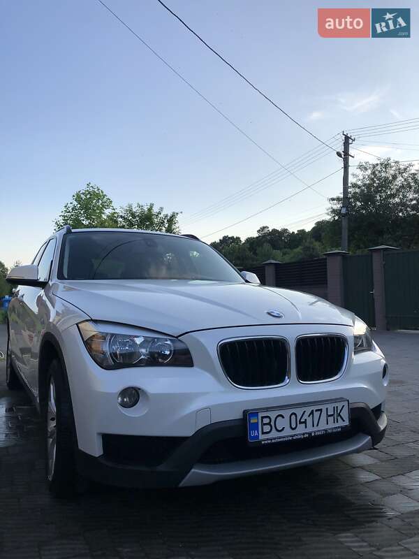 Позашляховик / Кросовер BMW X1 2013 в Львові